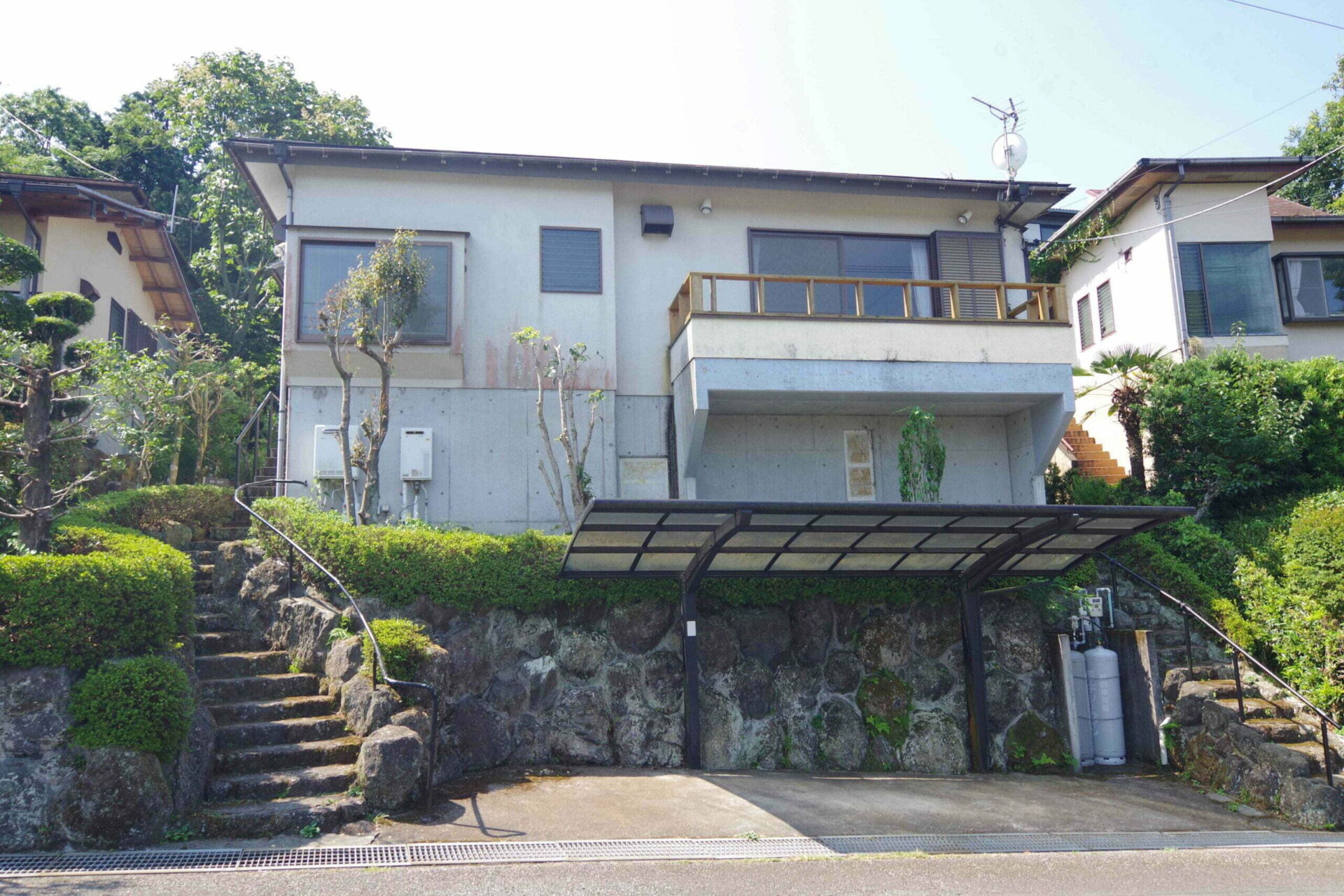 33-357外観